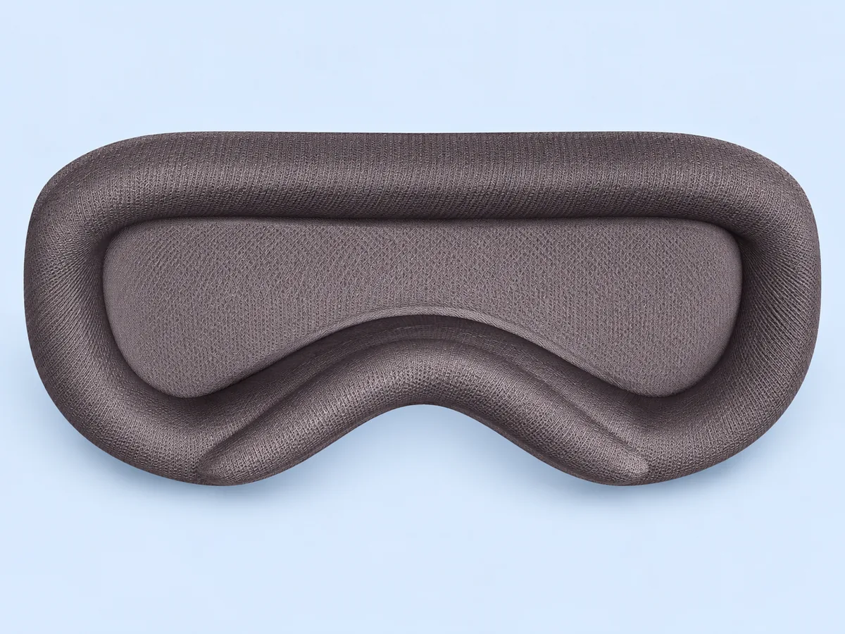 Illustration of the supplier-shown recessed inner eye contour and curved nose section